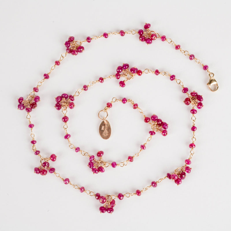 Nyad Ruby necklace in 14k Gold