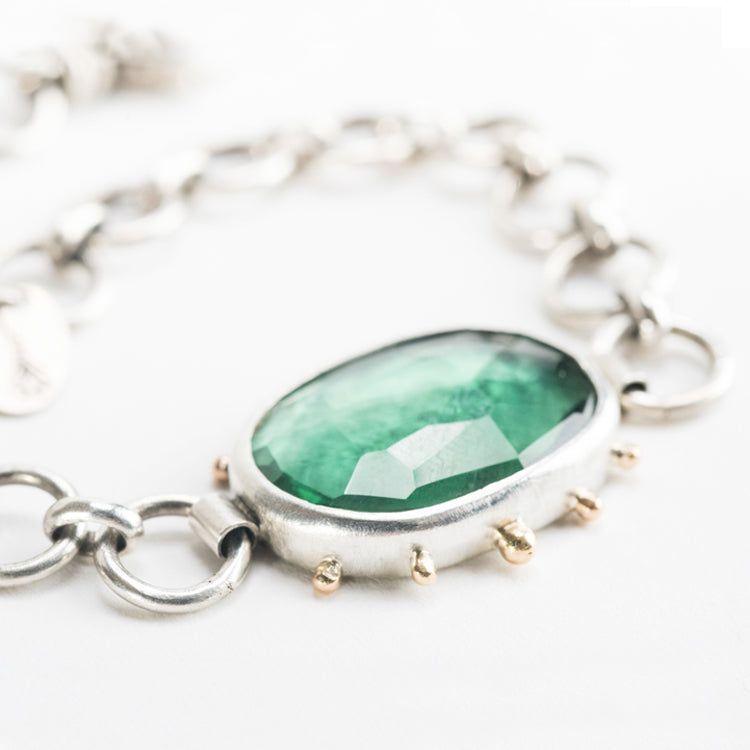 Ceres Green Amethyst Bezel & Chain Bracelet