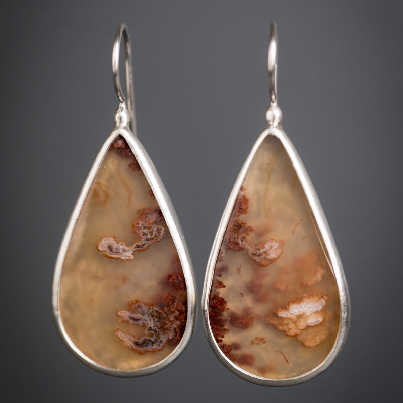 Leda Plume Agate Drop Earrings