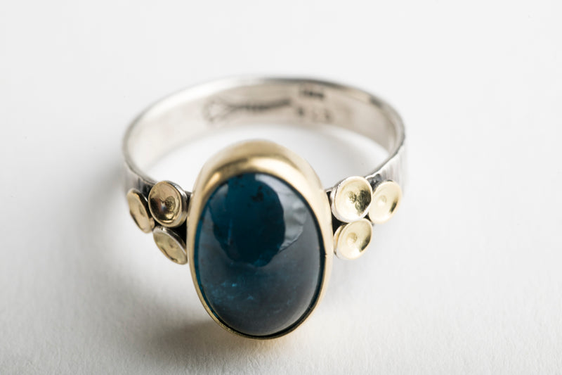 SAMPLE SALE - Kenai Teal Kyanite Ring in 18k Gold & Silver - Size 7 1/4